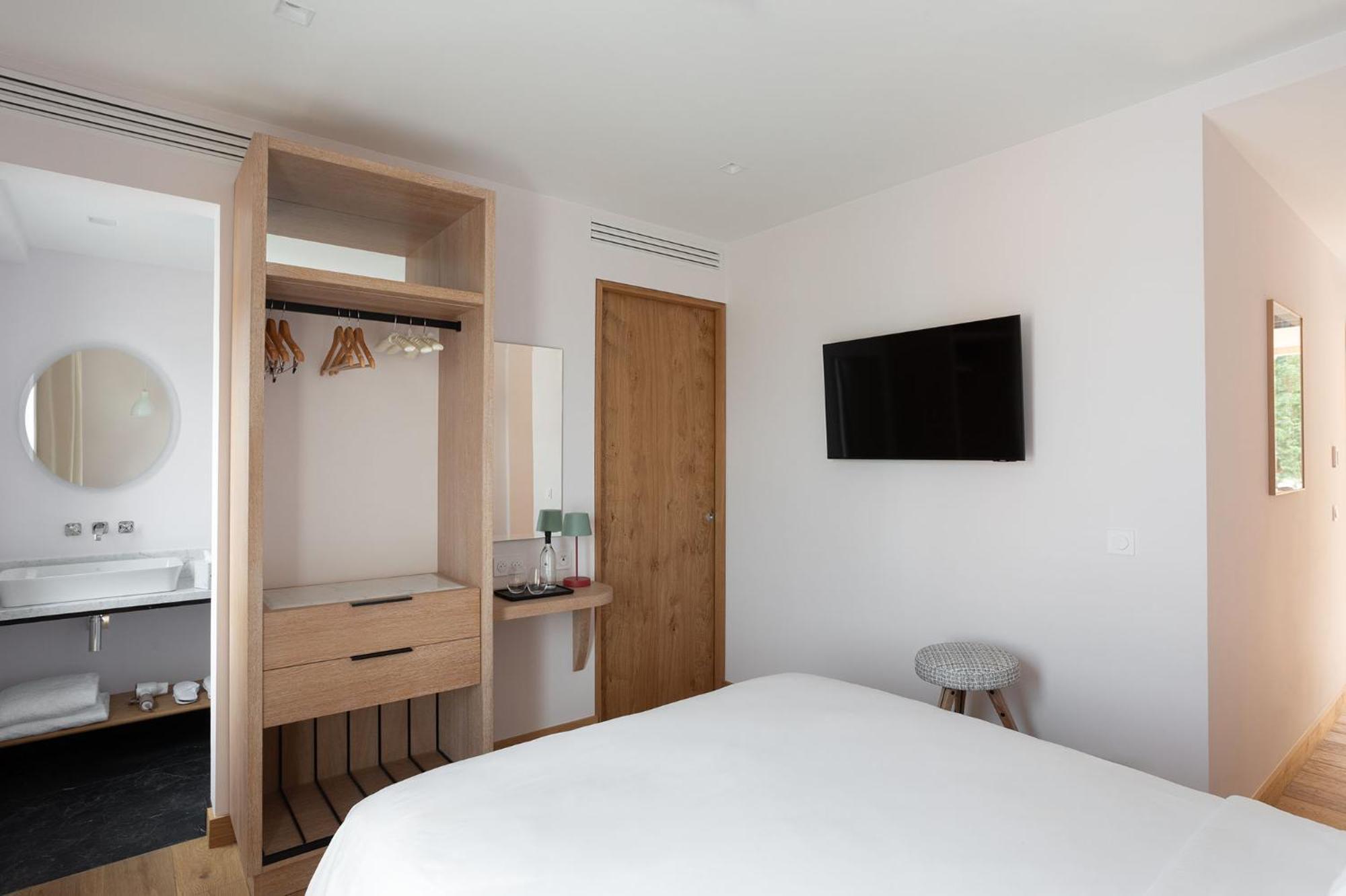 Auberge La Coste Le Puy-Sainte-Réparade 部屋 写真